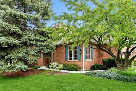 1808 Westleigh Dr Glenview, IL 60025