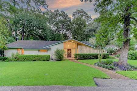 818 Saybrook Ln Hedwig Village, TX 77024