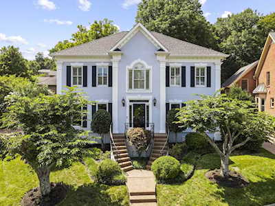 11 Thorndale Ct Nashville, TN 37215