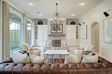 2108 Bartlett St Houston, TX 77098