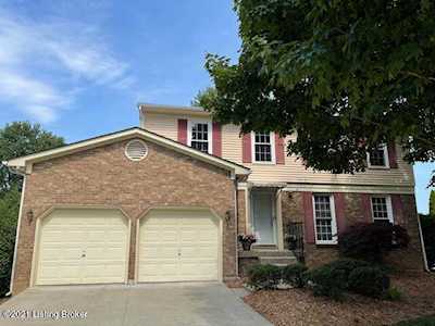 3205 Fallshere Ct Louisville, KY 40220