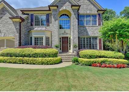 988 Sun Sparkle Ct Snellville, GA 30078