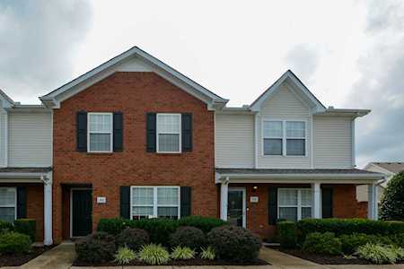 1012 Shaman Xing Murfreesboro, TN 37128