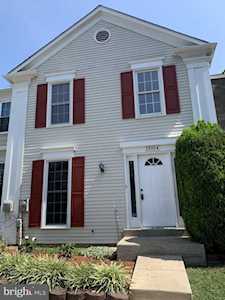 13104 Country Ridge Dr Germantown, MD 20874
