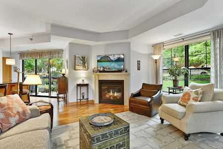 317 Groveland Avenue #103 Minneapolis, MN 55403