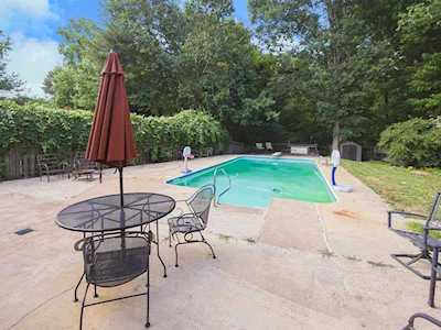 8174 Kimridge Dr Germantown, TN 38138