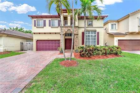 22466 SW 94th Pl Cutler Bay, FL 33190