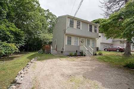 13 Vireo St North Providence, RI 02904