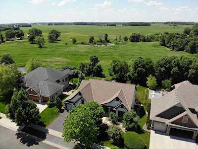 1583 Sparrow Road Waconia, MN 55387