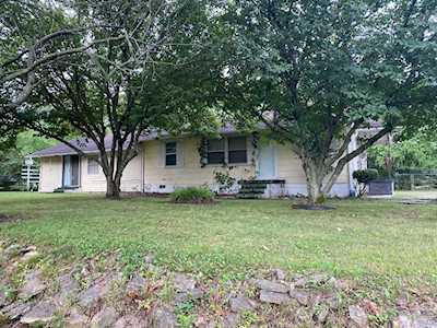 107 Cherokee Dr La Vergne, TN 37086