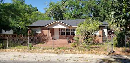 824 Bunker Hill Blvd Jacksonville, FL 32208