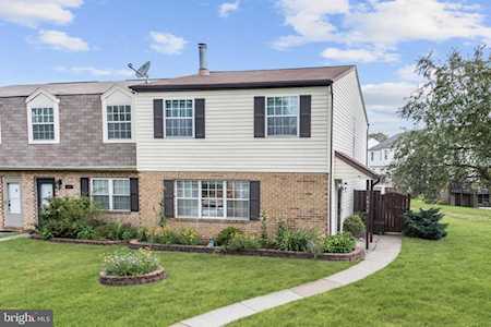 6832 Larkspur Square Frederick, MD 21703