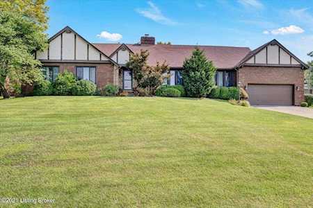 6709 Shelburn Dr Crestwood, KY 40014