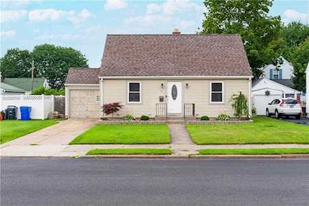 185 Mount Vernon Blvd Pawtucket, RI 02861