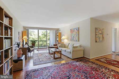 4977 Battery Ln #1-511 Bethesda, MD 20814