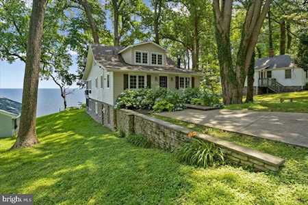 5203 Larchmont Dr Chesapeake Beach, MD 20732
