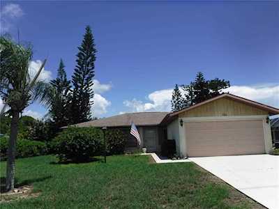 151 Mark Twain Ln Rotonda West, FL 33947