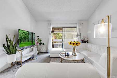 54 Streamwood Irvine, CA 92620