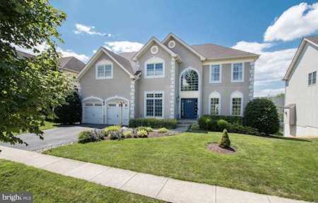 18422 Polynesian Ln Boyds, MD 20841