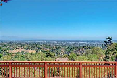 1050 E Avocado Crest Rd La Habra Heights, CA 90631