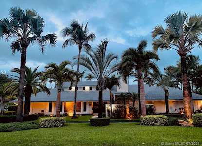 7525 SW 179th Ter Palmetto Bay, FL 33157