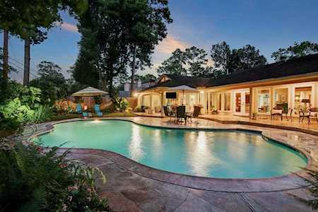 10310 Shady River Dr Houston, TX 77042
