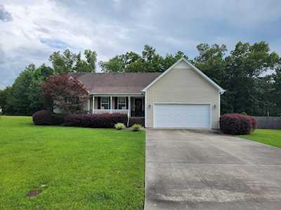 1071 Indian Springs Cir Manchester, TN 37355