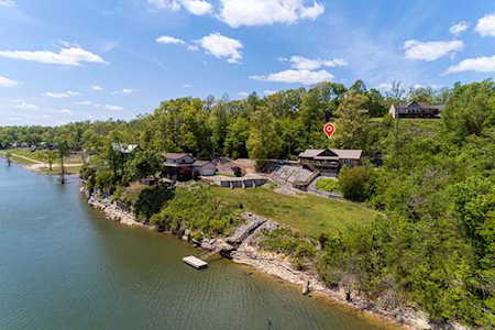 497 Brown Bluff Ln Sugar Tree, TN 38380
