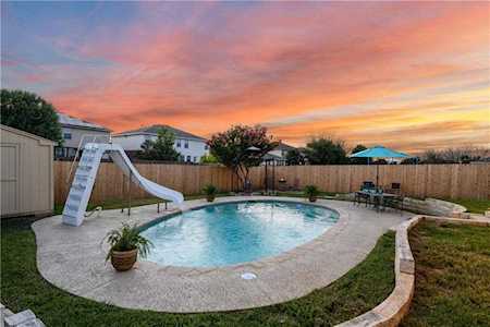 415 Blackman TRL Hutto, TX 78634