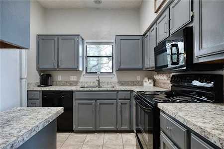 1404 Norwalk LN #204 Austin, TX 78703