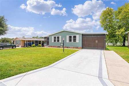 1826 W Schwartz Blvd Lady Lake, FL 32159