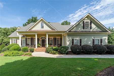207 Meadow Ridge Ct Canton, GA 30115