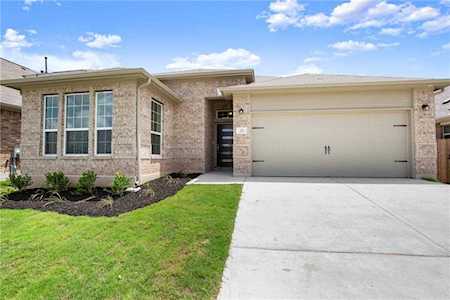 275 Cherrystone LOOP Buda, TX 78610