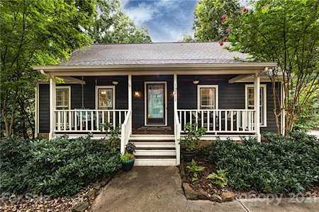 10217 Rocking Chair Rd Matthews, NC 28105