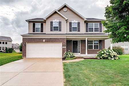 6196 Eagle Lake Dr Zionsville, IN 46077