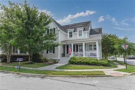 3227 Dodd Dr Chesapeake, VA 23323
