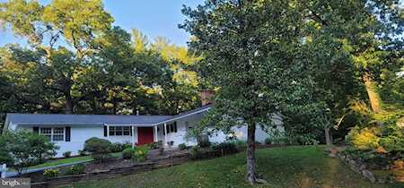 135 Downing Dr Severna Park, MD 21146