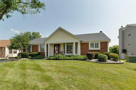 936 Weatherstone Dr St Charles, MO 63304