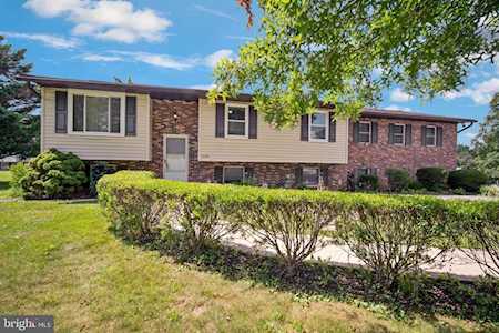 2018 Suffolk Rd Finksburg, MD 21048
