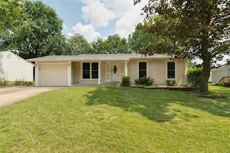 1452 De Porres Ln St Charles, MO 63304