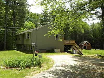 112 Bond Rd Charlton, MA 01507
