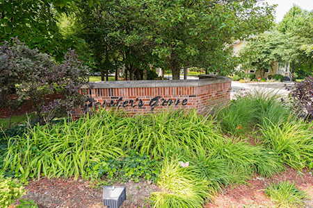 109 Fessler Dr Bloomingdale, IL 60108