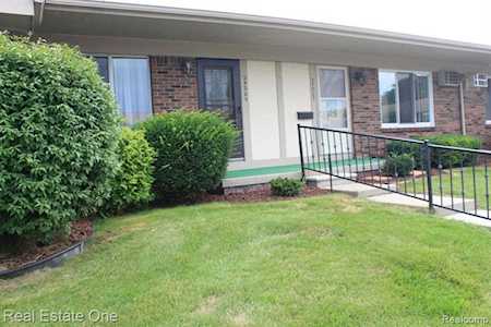 25205 Franklin Terrace #3 South Lyon, MI 48178