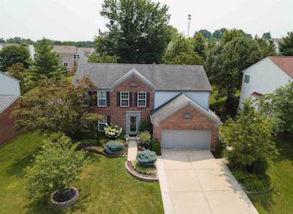 1933 Silverleaf Dr Hebron, KY 41048-8450