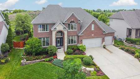 365 Andover Dr Oswego, IL 60543