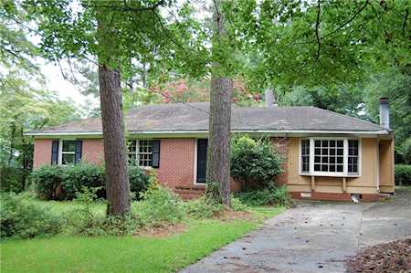 2207 Freydale Rd SE Marietta, GA 30067