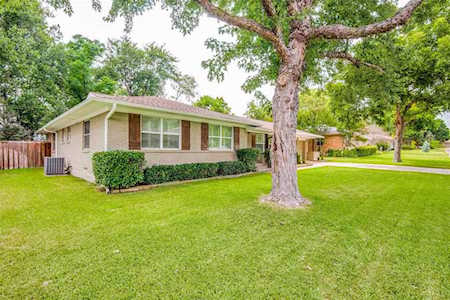 9435 Green Terrace Drive Dallas, TX 75220
