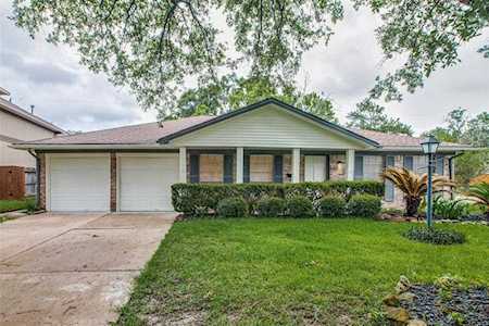 14002 Queensbury Ln Houston, TX 77079
