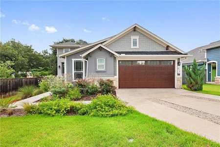2604 Autumn Leaf CT Austin, TX 78748