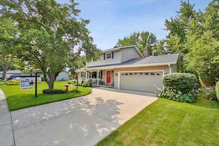 729 Thomas Dr Sun Prairie, WI 53590
